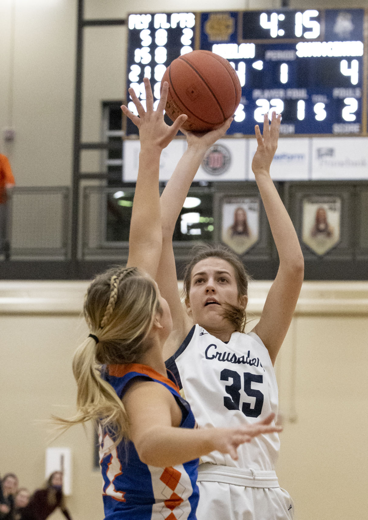 Heelan vs Sioux Center basketball